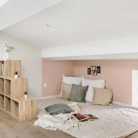 Apartment Beige Hospitalite - Jade - Cocon Saint-Etienne (Loire)