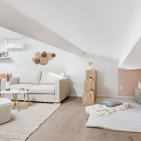 Beige Hospitalite - Jade - Cocon Saint-Etienne (Loire)