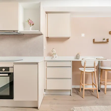 Beige Hospitalite - Jade - Cocon * Saint-Etienne (Loire)