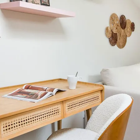 Apartment Beige Hospitalite - Jade - Cocon Saint-Etienne (Loire)